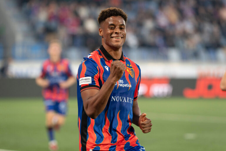 Die FCB-Spieler in der Einzelkritik: Kevin Carlos beendet seine Torflaute, Mirko Salvi feiert eine Premiere