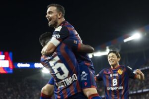 Shaqiri zaubert, Metinho feiert eine Premiere und für Vouilloz ist es ein bitterer Abend: Die FCB-Noten nach dem Sieg über YB Shaqiri zaubert, Metinho feiert eine Premiere und für Vouilloz ist es ein bitterer Abend: Die FCB-Noten nach dem Sieg über YB