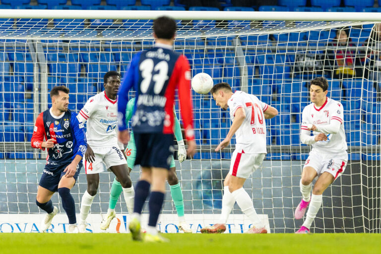 Dank unfreiwilligem Kololli und Shaqiris Pass-Tor: Der FCB gewinnt gegen Sion mit 2:0