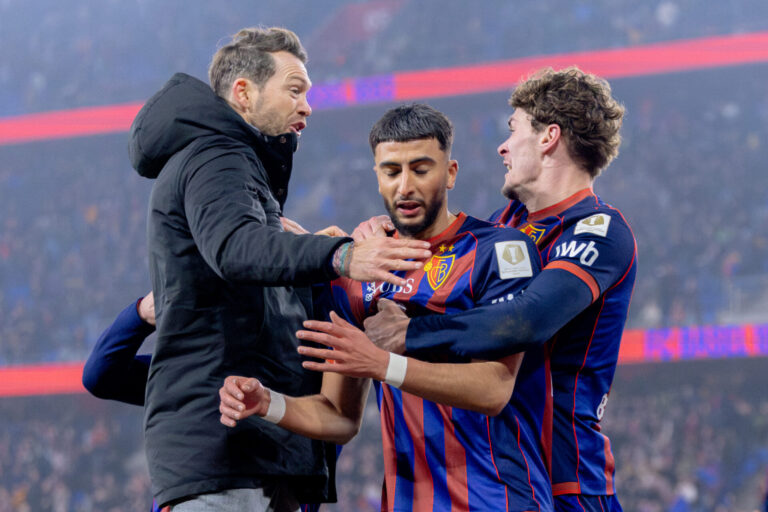 FCB siegt im Klassiker: Stephan Lichtsteiner: «Ja, Emotionen … sagen wir es so …»