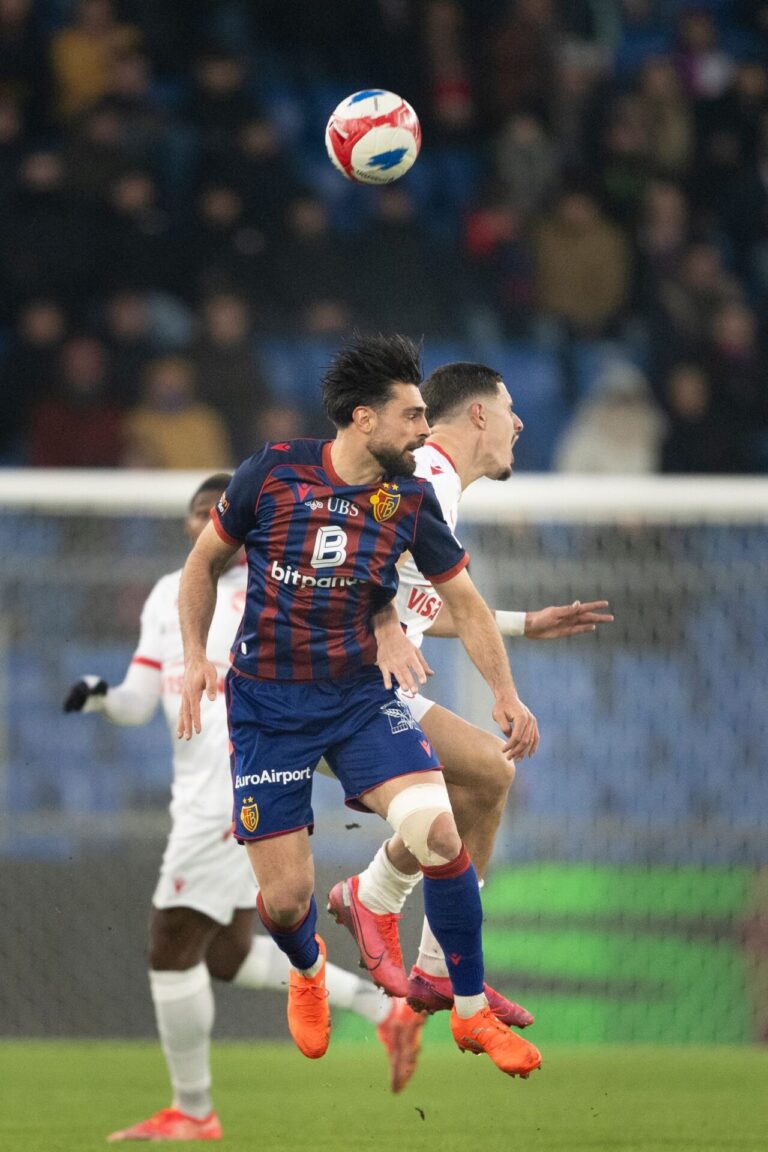 Ein Verteidiger feiert mit dem Baby-Jubel, der andere verdirbt Basel den Tag – die Noten für die FCB-Spieler