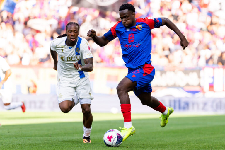 Nächster FCB-Abgang?: Zwischen Philip Otele und Serie-A-Club Lecce wird es ernster