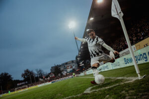 2024 10 26 FCWFCB 18h 06m 18s 0002 LC 2024 10 26 FCWFCB 18h 06m 18s 0002 LC