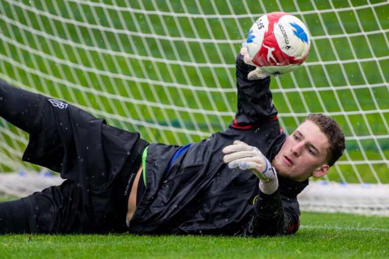 FCB-Goalie: Bennett Hoch verlängert seinen Vertrag beim FC Basel