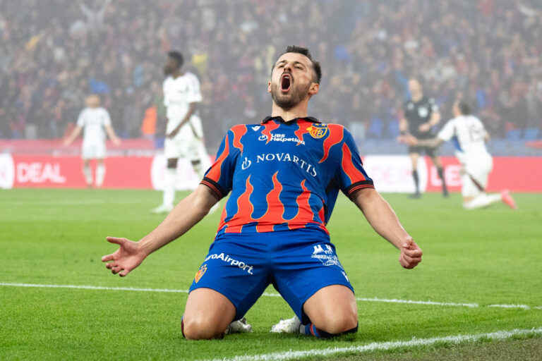 Ende der Durststrecke: Albian Ajeti sorgt für die Dramatik im Basler Freudentaumel