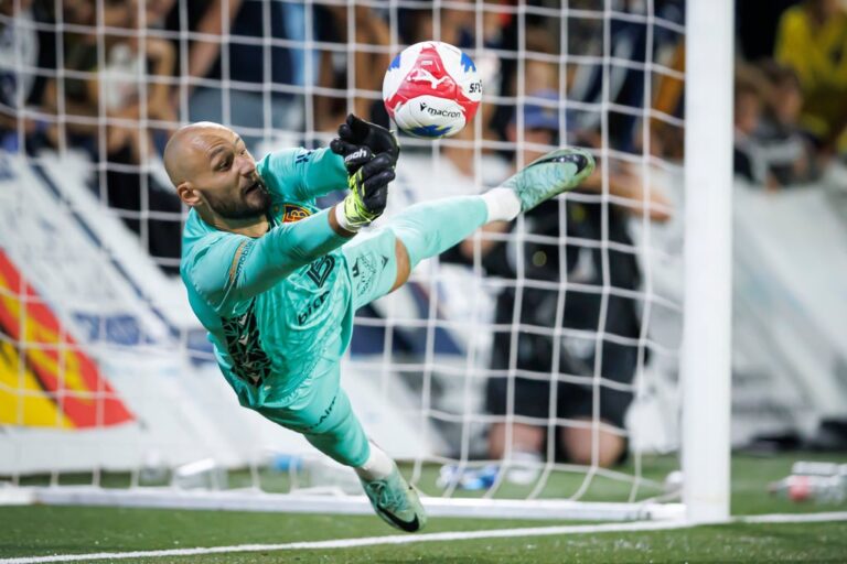 Erneut kommt der FC Basel im Cup bei Étoile Carouge mit einem blauen Auge davon