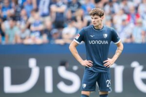 Auch St.Gallen wollte ihn: Bochumer Broschinski soll FCB-Offensive beleben Auch St.Gallen wollte ihn: Bochumer Broschinski soll FCB-Offensive beleben