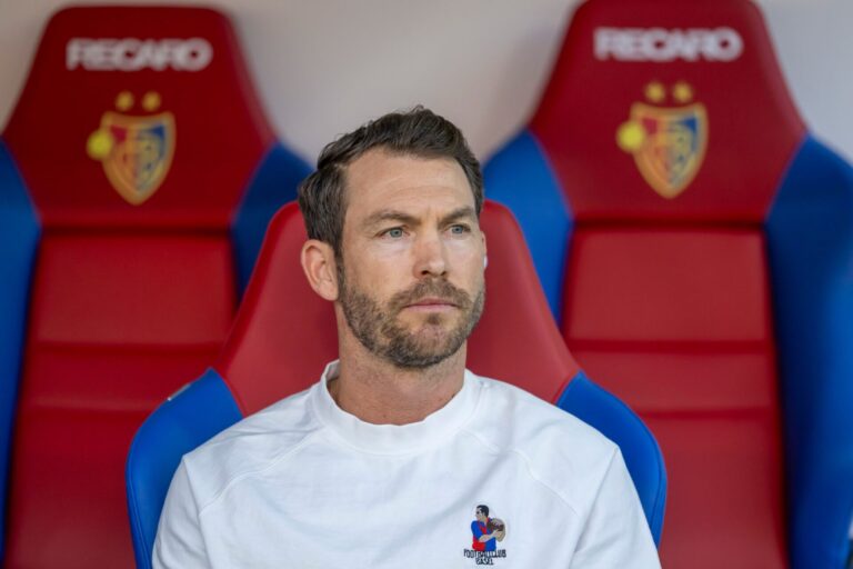 Zweideutige Aussagen und negative Entwicklung: Es spricht immer weniger für einen Verbleib von Lichtsteiner