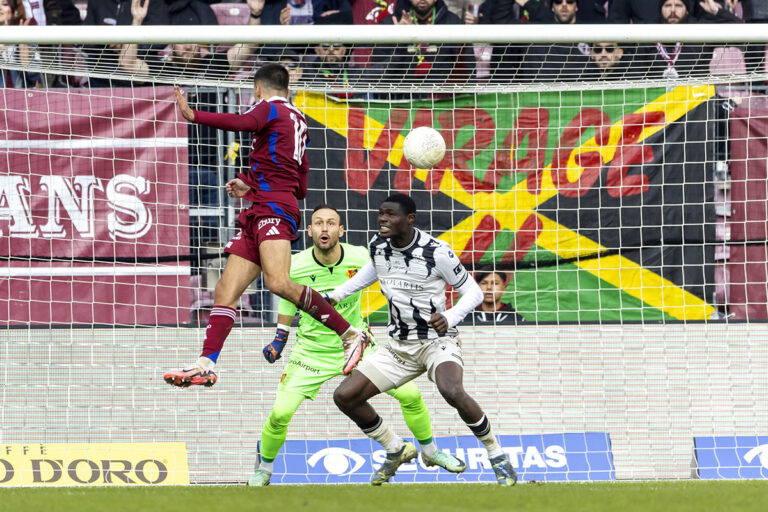 Der FC Basel verliert in Genf mit 1:2 und bleibt trotzdem an der Tabellenspitze der Super League