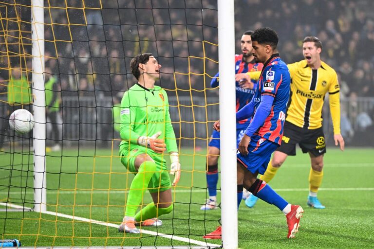 Absolut wild: Dieses kuriose FCB-Eigentor war der Anfang vom Ende