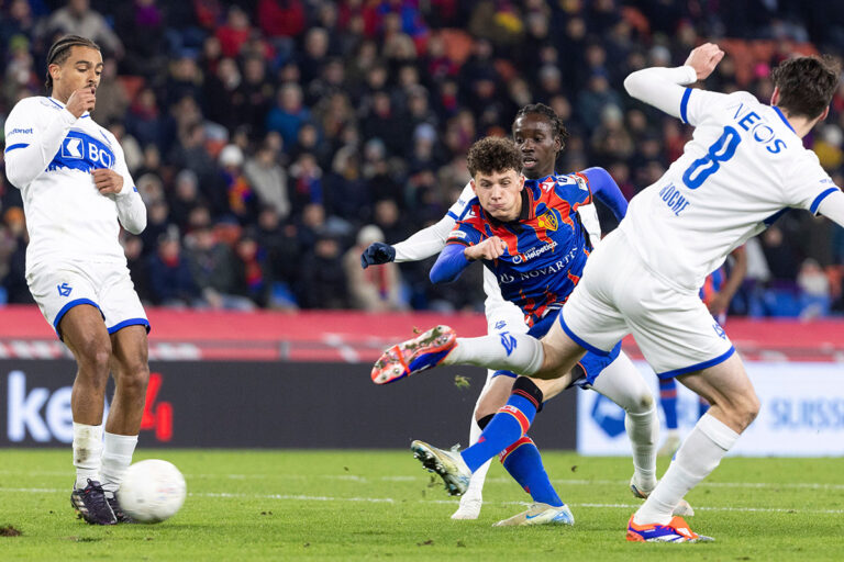 Auch der FC Basel trägt schwer an der Bürde des Spitzenreiters