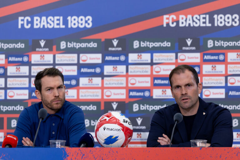 Die Idee des FC Basel: Stephan Lichtsteiner versucht Profi-Trainer, der FCB versucht Geduld