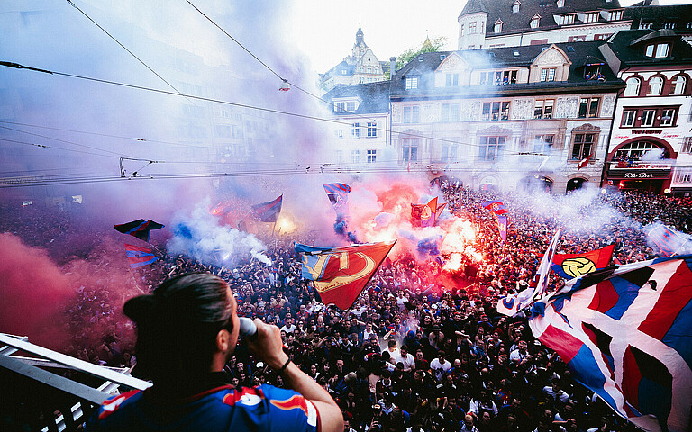 Impressionen von der spontanen Meisterfeier
