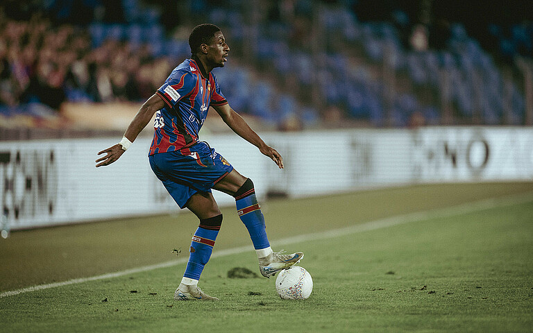 Otele bleibt beim FCB – Baró und Mendes verlassen Rotblau
