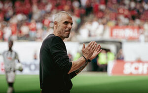 Cheftrainer Fabio Celestini verlässt den FCB