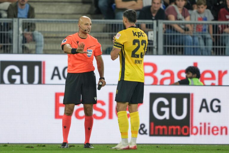 Nach wildem Spiel: Schiri-Boss gibt zwei Fehler bei YB-Debakel zu
