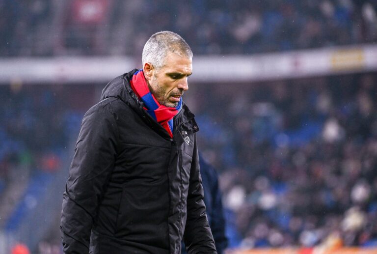 «Nicht einfach» – FCB-Coach mit scharfer Kritik kurz vor Weihnachten