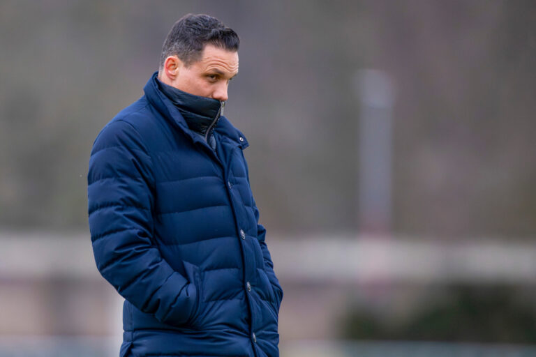 Präsident und Trainer des FC Basel: Degen erteilt die Jobgarantie, Lichtsteiner liefert Argumente