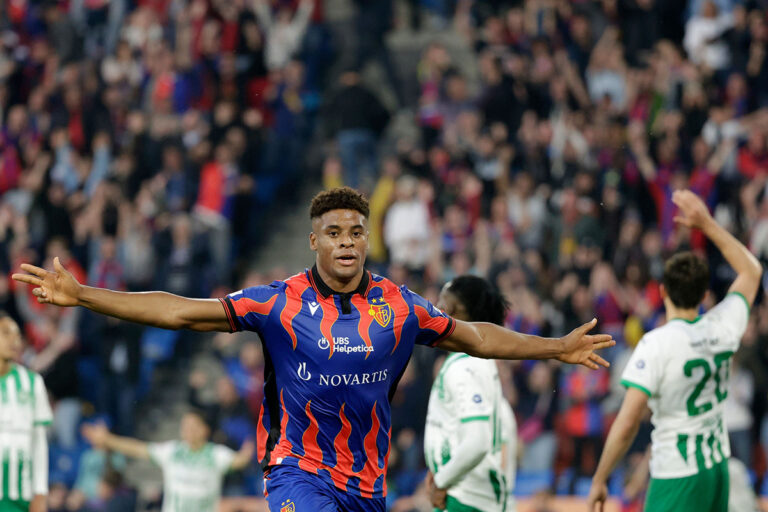 Der FC Basel gewinnt in allerletzter Sekunde mit 2:1 gegen St. Gallen