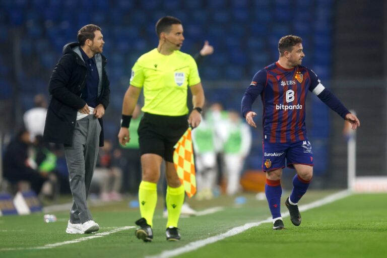 Versauert am Flügel, das Stadion aus Tiefschlaf geweckt und einer trifft – die Noten für den FC Basel