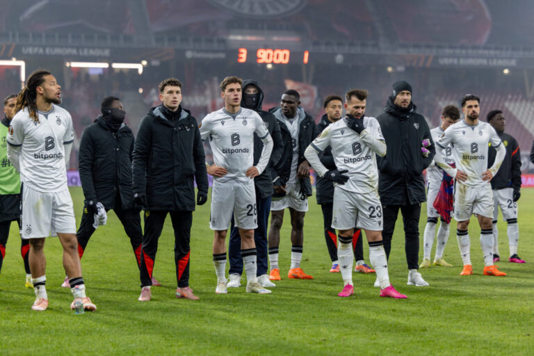 Die FCB-Spieler in der Einzelkritik: In der Salzburger Kälte hagelt es Ungenügende