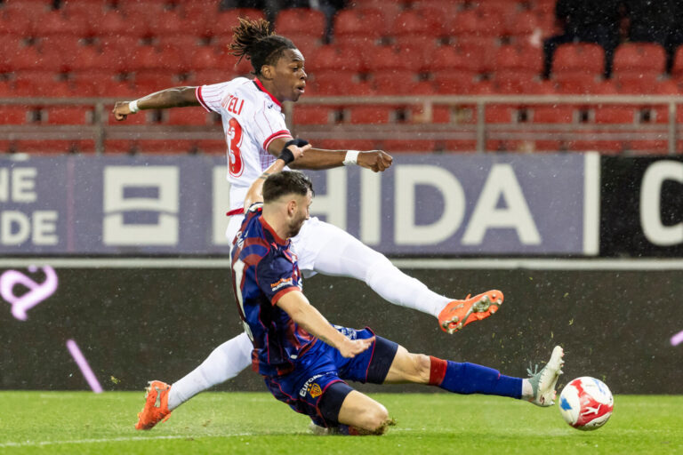 Die FCB-Spieler in der Einzelkritik: Daniliuc setzt sich auf den Rasen und Schmid spielt auf ungewohnter Position