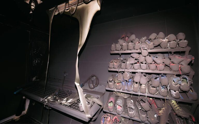 Totalschaden im St.-Jakob-Park: So sieht die Kabine des FC Basel nach dem Brand aus