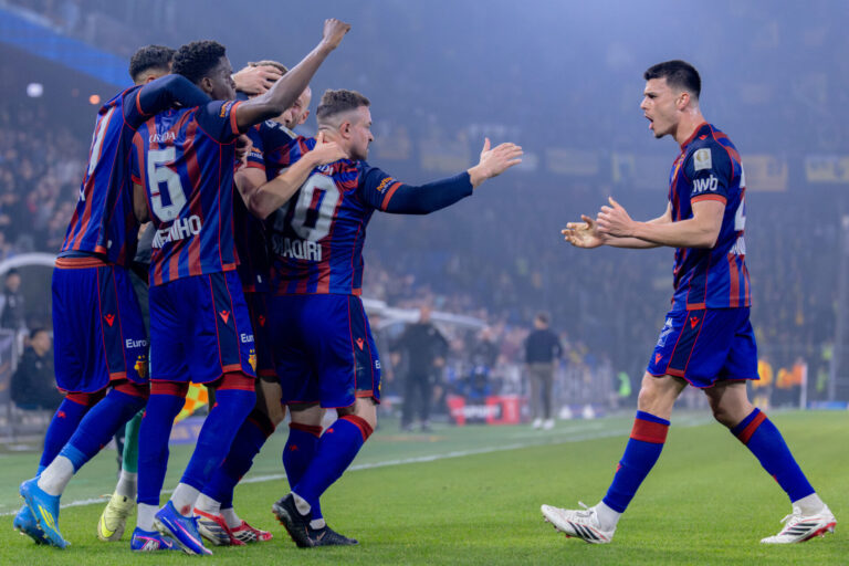 Vor Start der Meisterrunde: Wie soll Stephan Lichtsteiner den FC Basel ohne Shaqiri aufstellen?