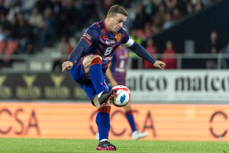 1:0-Erfolg im Tourbillon: Mit Xherdan Shaqiri auf ungewohntem Posten gewinnt der FCB in Sion