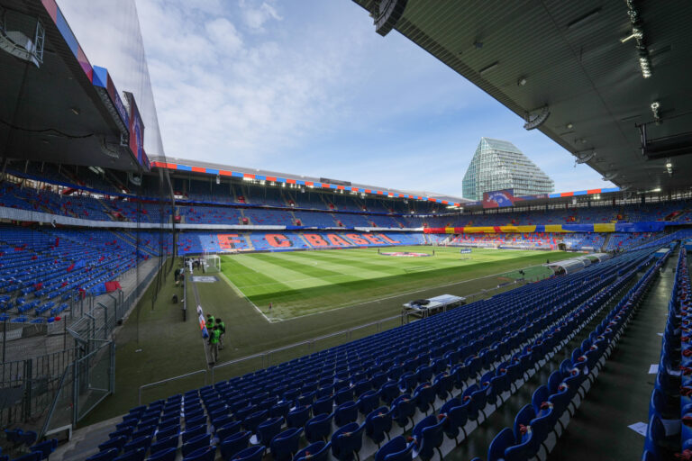 Erstes Heimspiel: Der FC Basel bekommt einen Hybridrasen, der Fan einen Kübel Bier