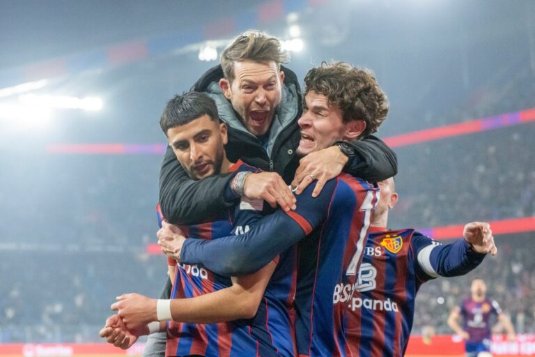 Wie Lichtsteiner mit seinen Einwechslungen den Sieg im Klassiker herbeizauberte: Und das Joggeli in ein Tollhaus verwandelte