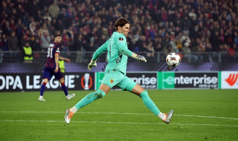 «In der Schweiz wurde das immer etwas kleingeredet»: Marwin Hitz über mentale Müdigkeit und seine Europacup-Karriere