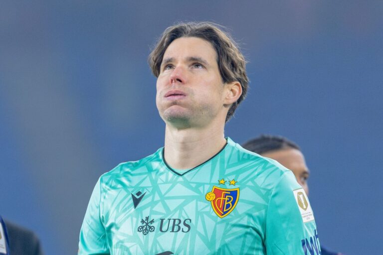 Marwin Hitz hört auf und eröffnet dem FC Basel eine grössere Baustelle