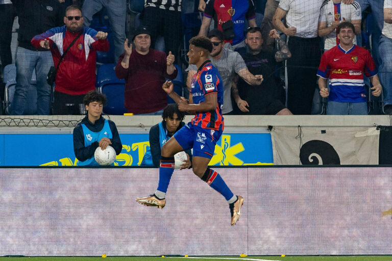 Der Meisterexpress rollt weiter: Der FC Basel dreht die Partie bei Lausanne-Sport