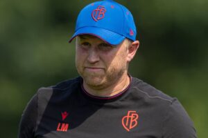 «Manchmal muss man die Peitsche rausholen»: FCB-Coach Magnin zieht eine erste Bilanz und erklärt die Captain-Hierarchie «Manchmal muss man die Peitsche rausholen»: FCB-Coach Magnin zieht eine erste Bilanz und erklärt die Captain-Hierarchie