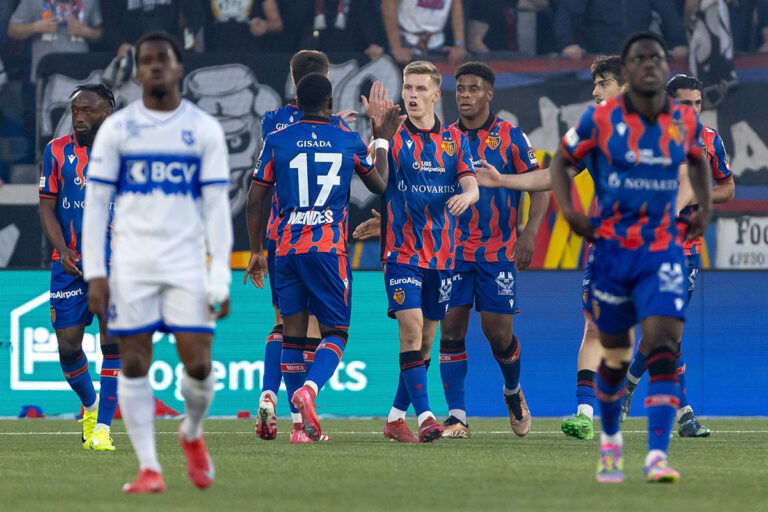Beim 3:2 gegen Lausanne zeigt der FC Basel: Auch der zweite Anzug ist meisterlich